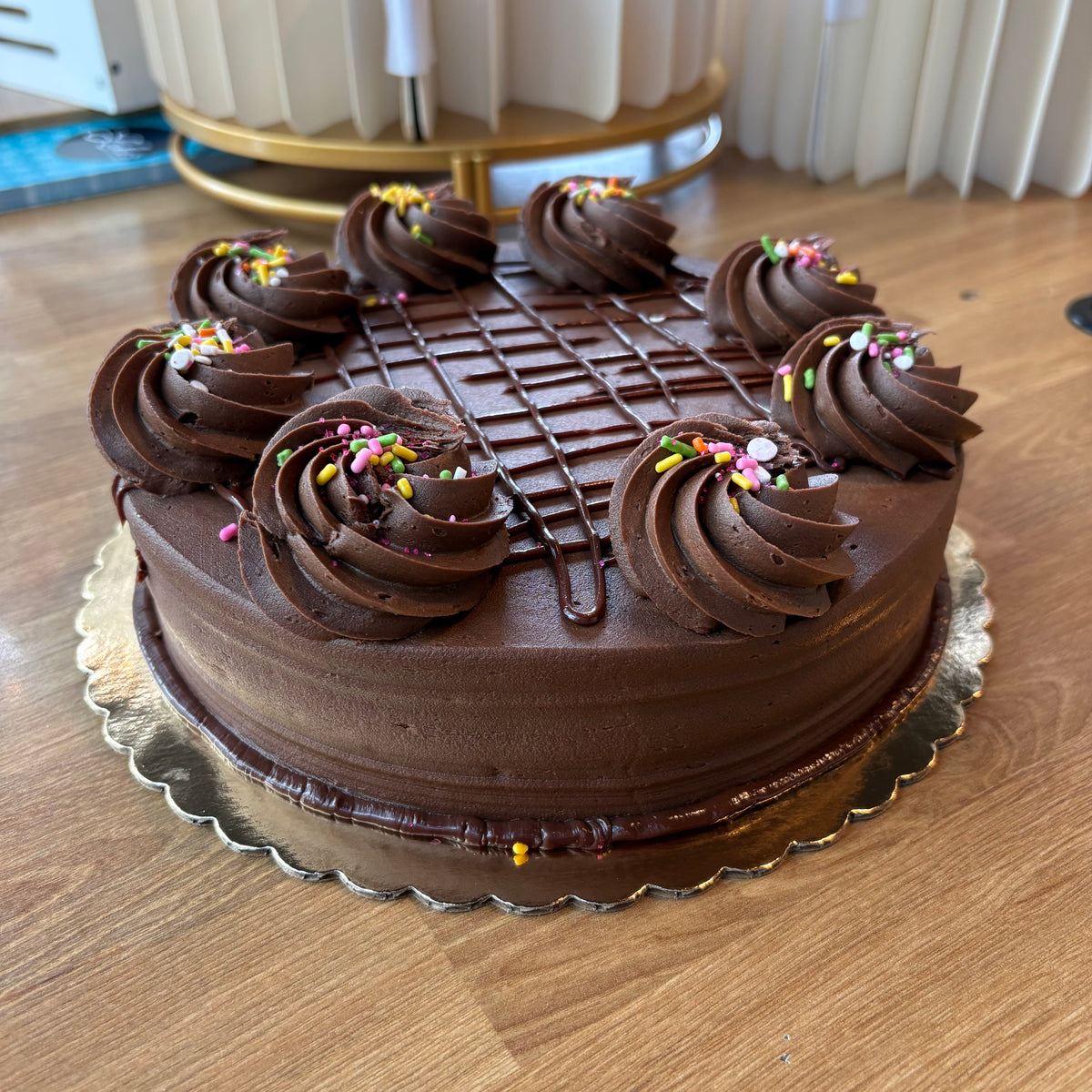 8” Chocolate- short