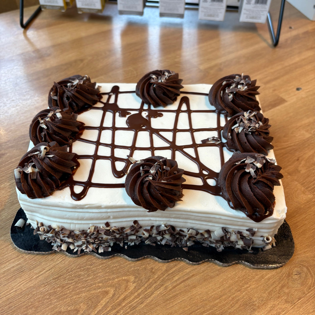 1/8th sheet cake- Chocolate