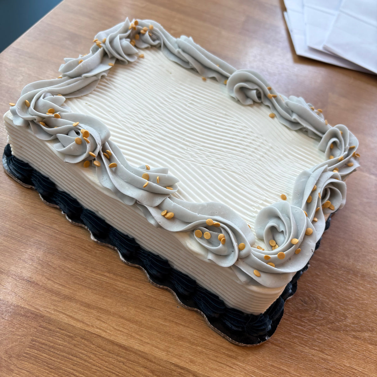 1/8th sheet cake- Vanilla
