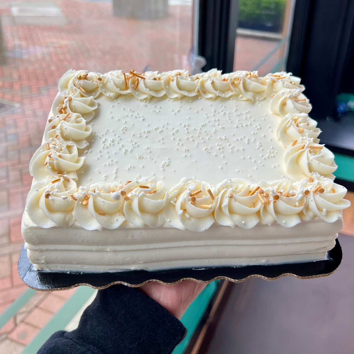 1/8th sheet cake- vanilla